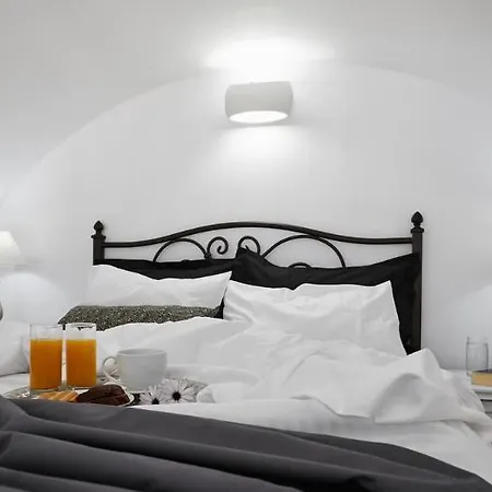 Hotel Golden East Santorini Island