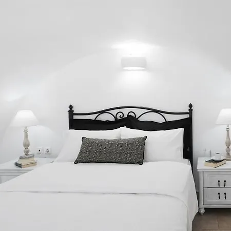 Hotel Golden East Santorini Island