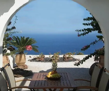 Golden East 3* Santorini Island